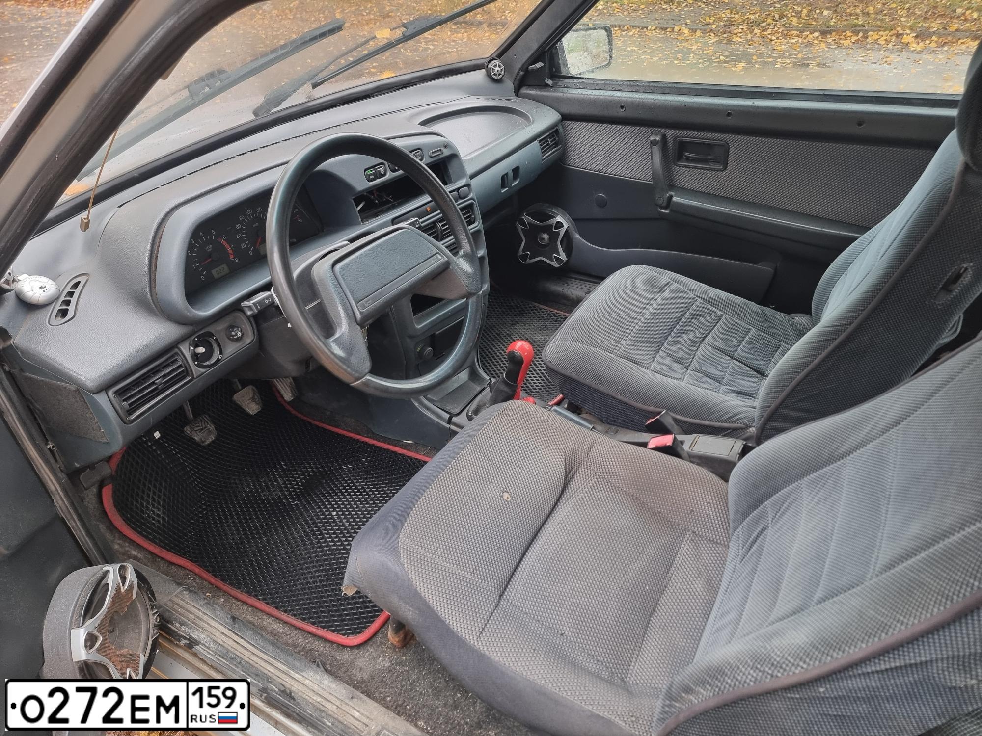 Фото автомобиля LADA 2113 SAMARA, 2012 — госномер О272ЕМ159. Цвет: СВЕТЛО СЕРЕБРИСТЫЙ МЕТАЛЛ