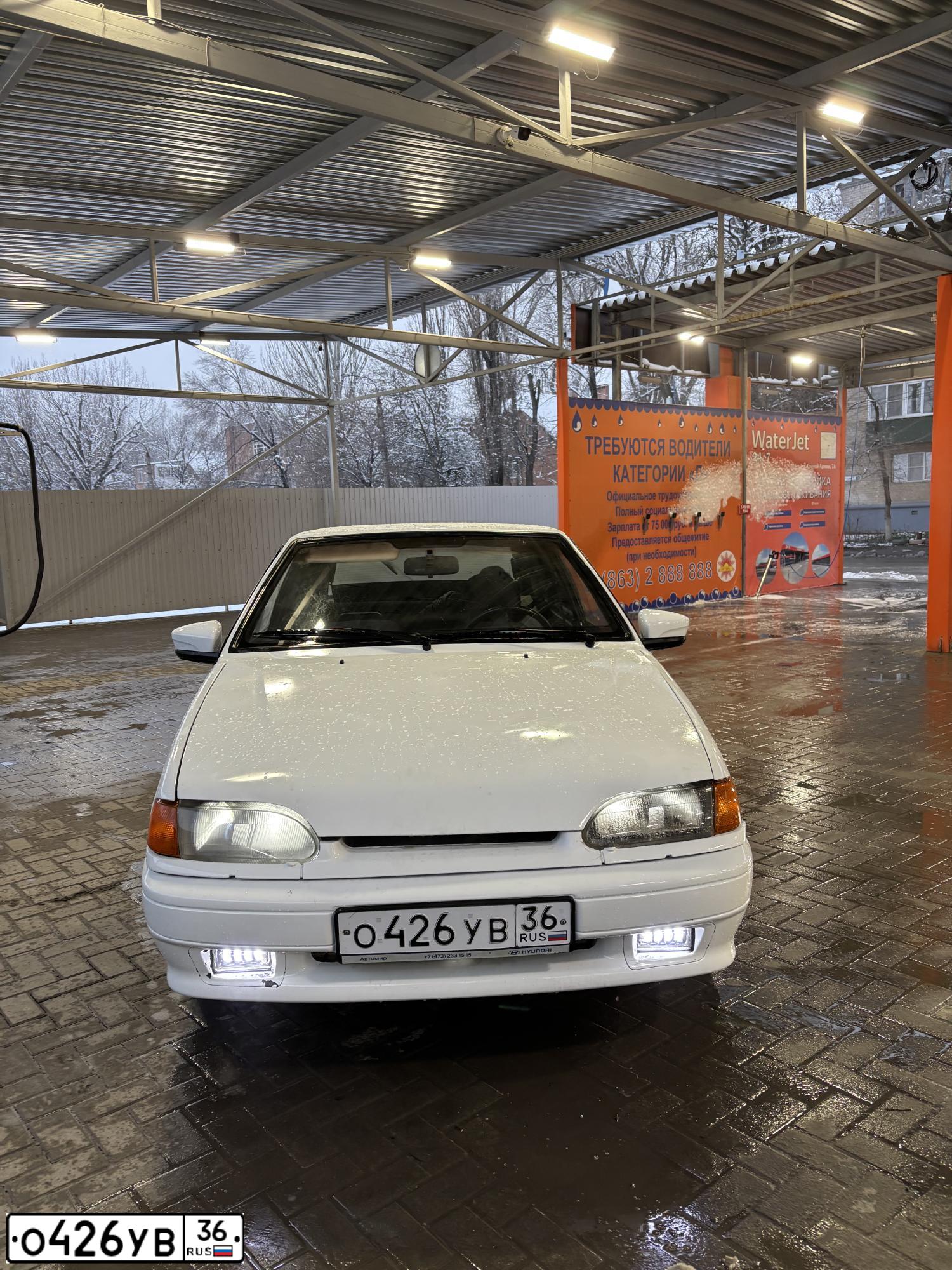 Фото автомобиля LADA 2114 SAMARA, 2011 — госномер О426УВ36. Цвет: Белый