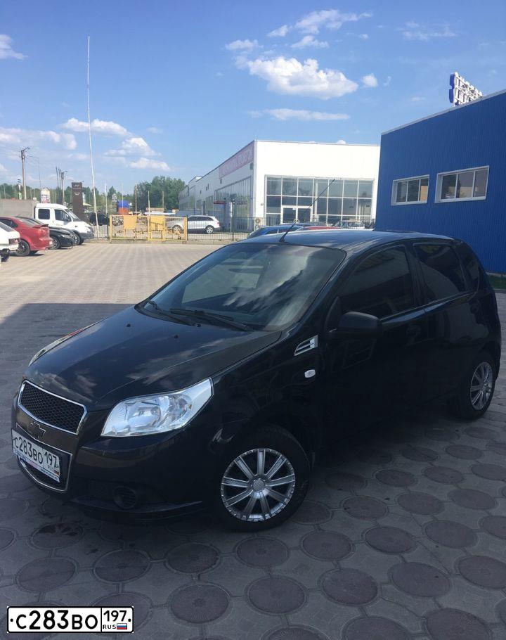 Фото автомобиля CHEVROLET AVEO, 2010 — госномер С283ВО197. Цвет: ЧЕРНЫЙ