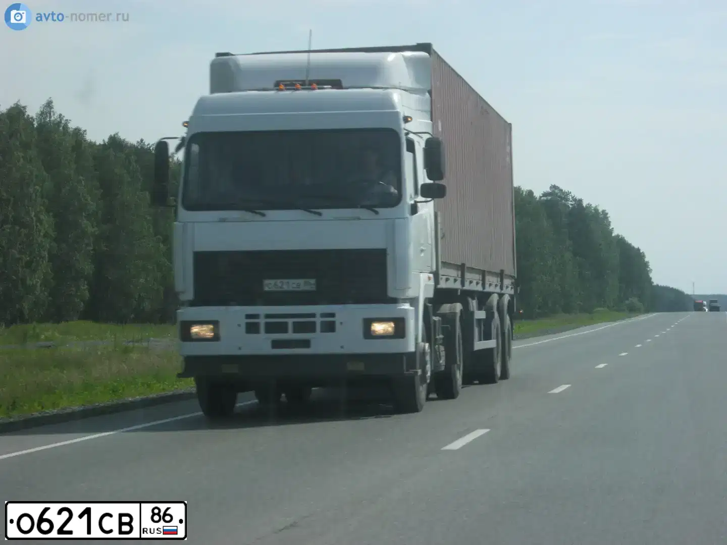 Фото автомобиля MAZ 544008, 2007 — госномер Т583МХ45. Цвет: Белый