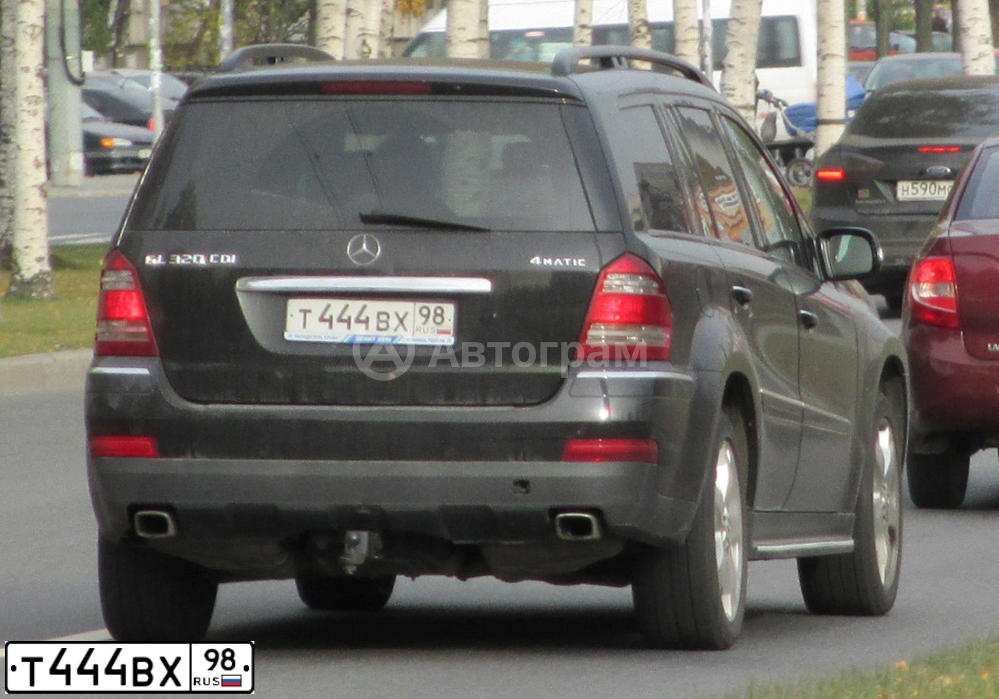 Фото автомобиля LANDROVER RANGE ROVER, 2005 — госномер Е420КР53. Цвет: ЧЕРНЫЙ