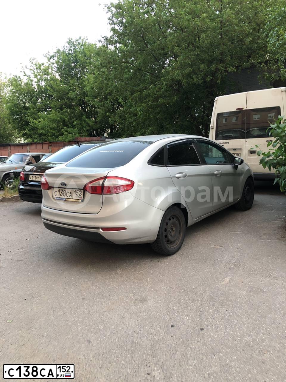 Фото автомобиля FORD FIESTA / ASPIRE, 2016 — госномер С138СА152. Цвет: СЕРЕБРИСТЫЙ