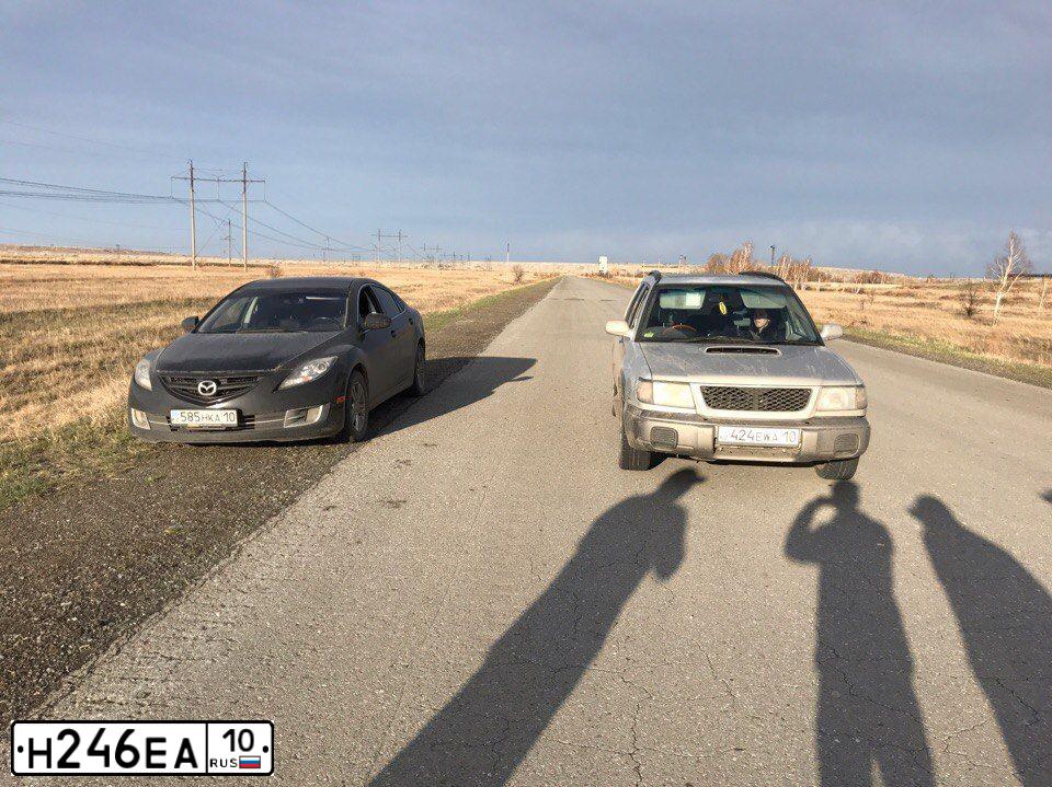 Фото автомобиля MAZDA 6, 2006 — госномер Н246ЕА10. Цвет: ТЕМНО-ВИШНЕВЫЙ