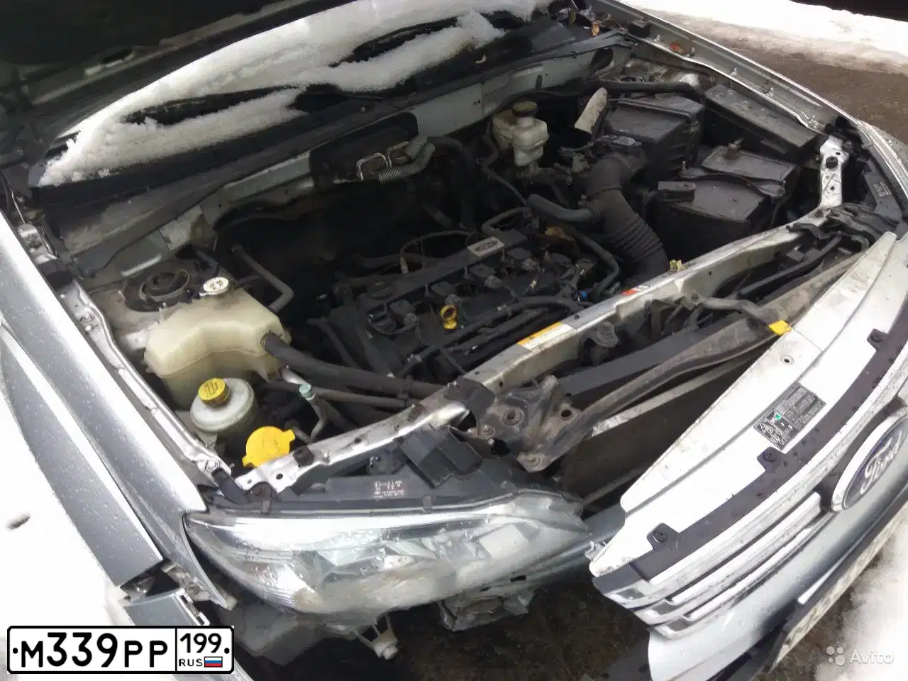 Фото автомобиля FORD ESCAPE, 2009 — госномер М339РР199. Цвет: Серебристый