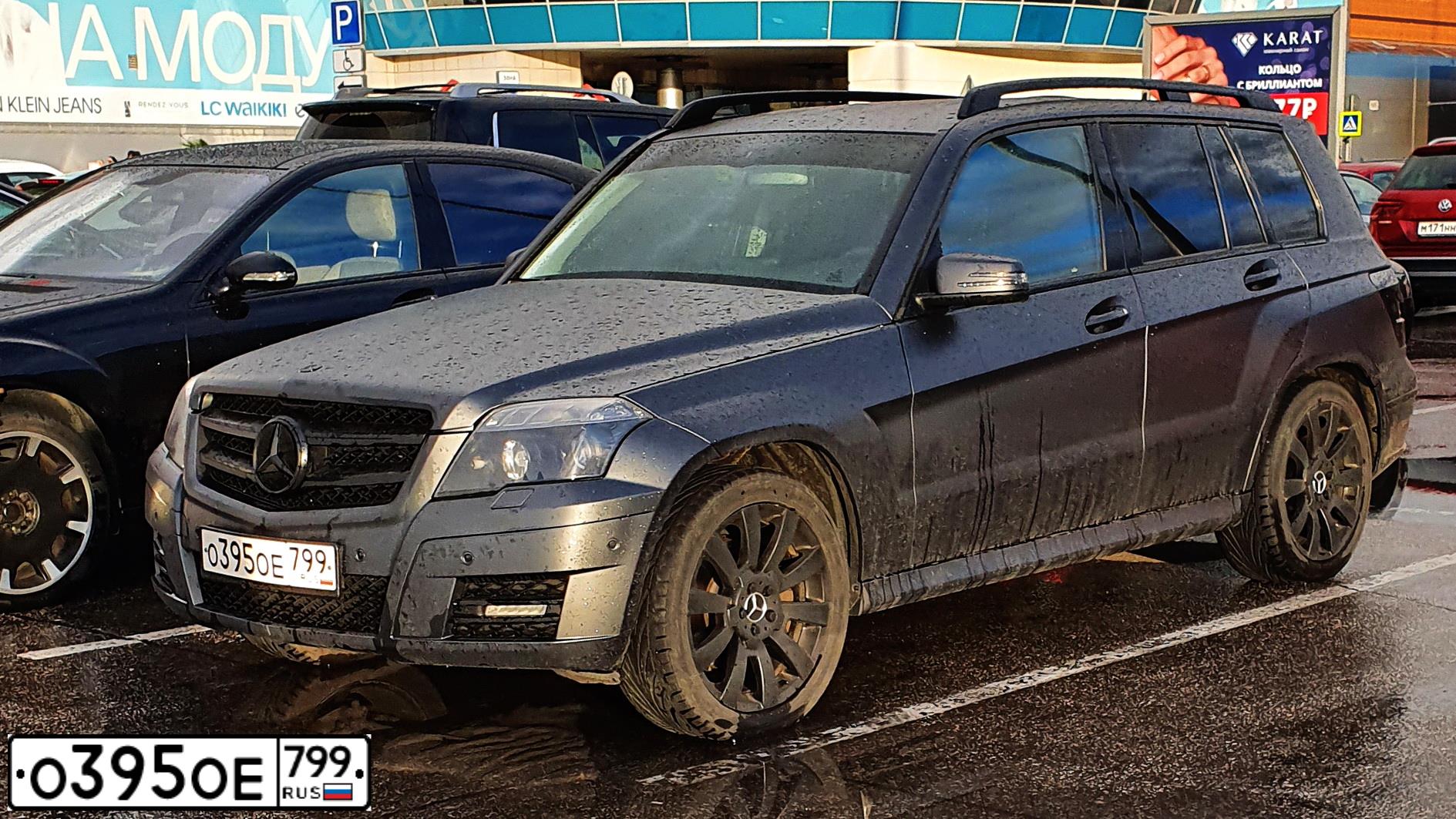 Фото автомобиля MERCEDES GLK-KLASSE, 2011 — госномер О395ОЕ799. Цвет: СЕРЫЙ