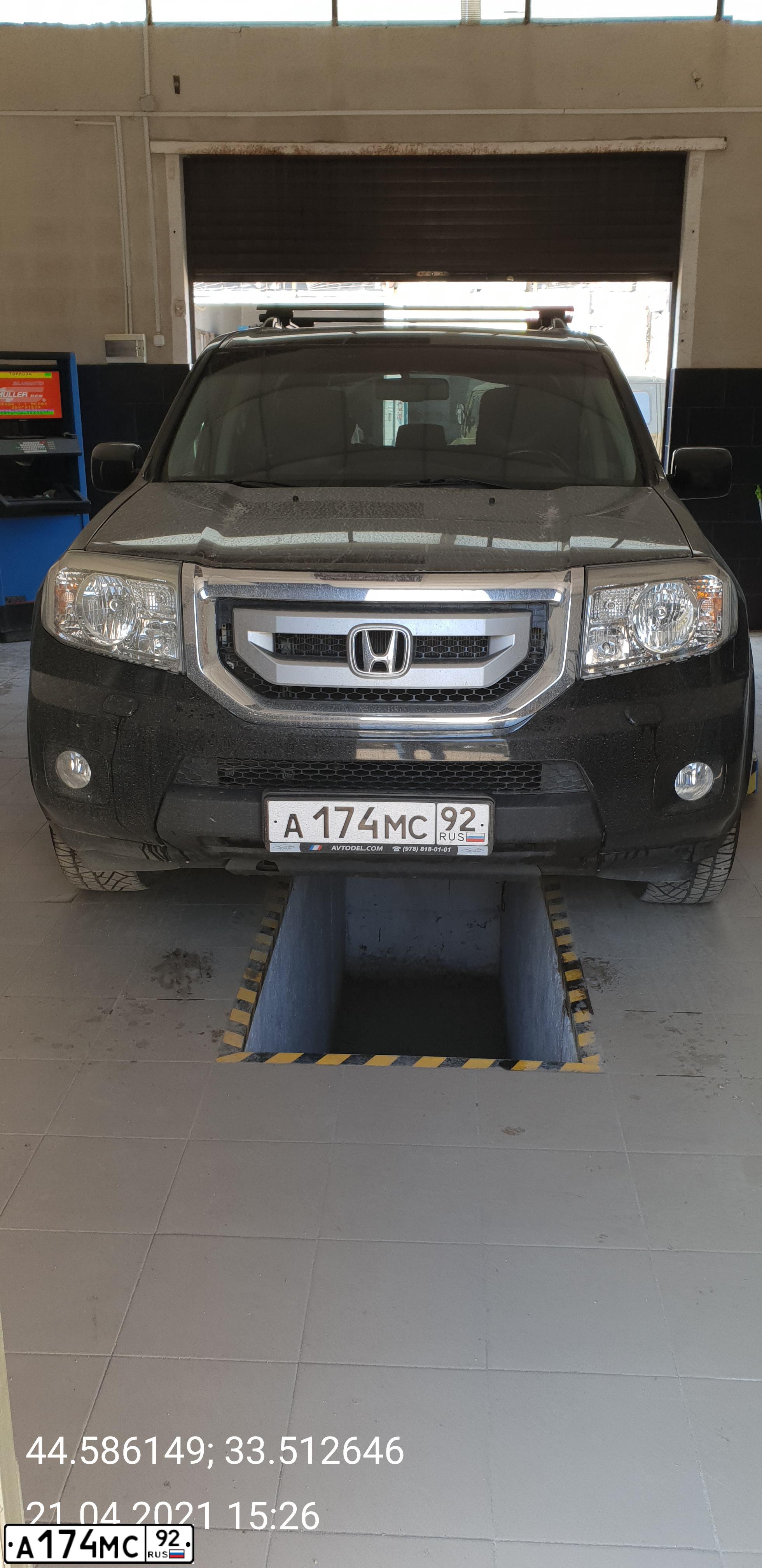 Фото автомобиля HONDA Pilot, 2011 — госномер А174МС92