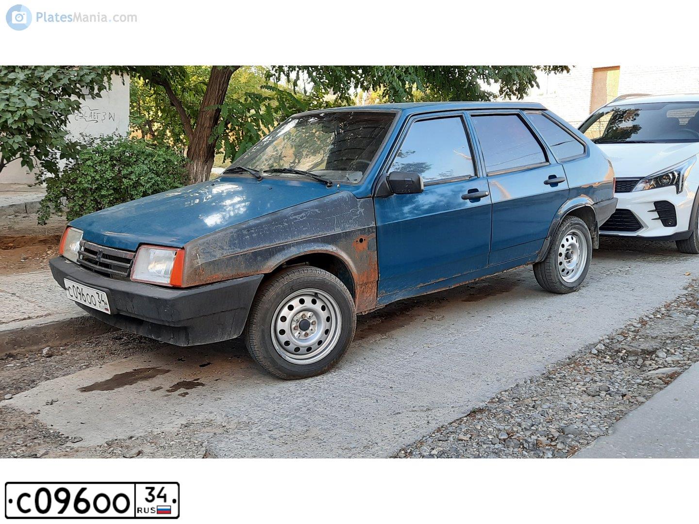 Фото автомобиля ВАЗ 21093, 2000 — госномер М889СУ134. Цвет: СИНЕ ЗЕЛЕНЫЙ