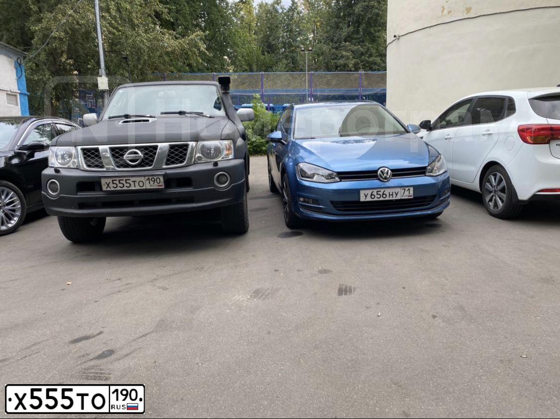 Фото автомобиля NISSAN PATROL, 2007 — госномер С707МР190. Цвет: ЧЕРНЫЙ