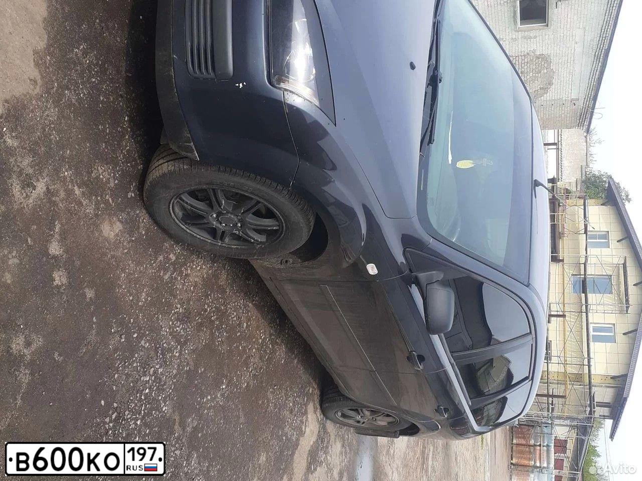 Фото автомобиля PORSCHE CAYENNE, 2004 — госномер В600КО197. Цвет: Белый