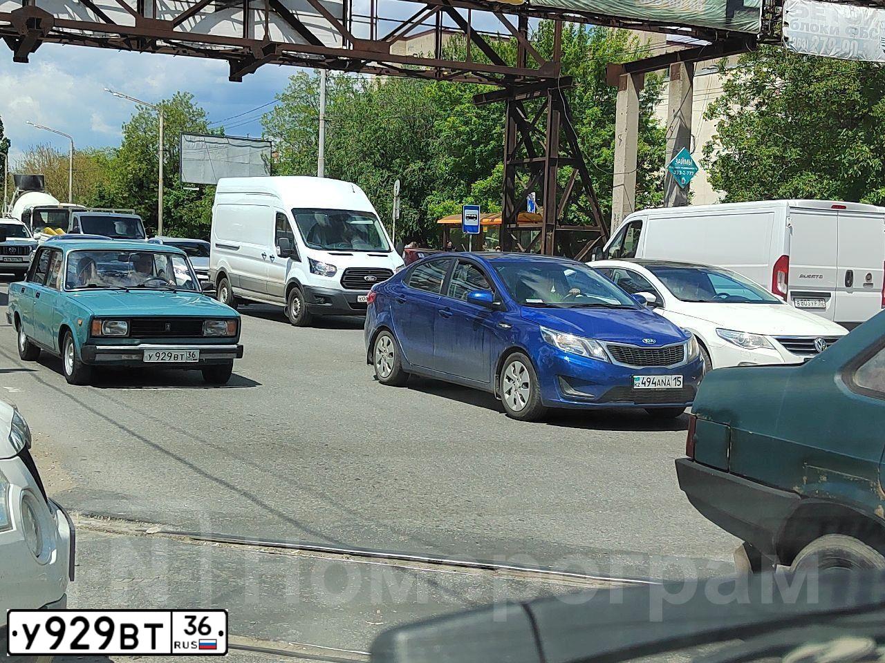 Фото автомобиля LADA 2105, 2004 — госномер С979ЕЕ977. Цвет: СЕРО-СИНИЙ