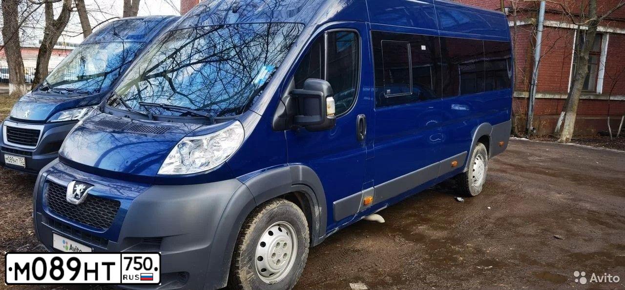 Фото автомобиля PEUGEOT BOXER, 2016 — госномер А108ХЕ790. Цвет: ТЕМНО-СИНИЙ