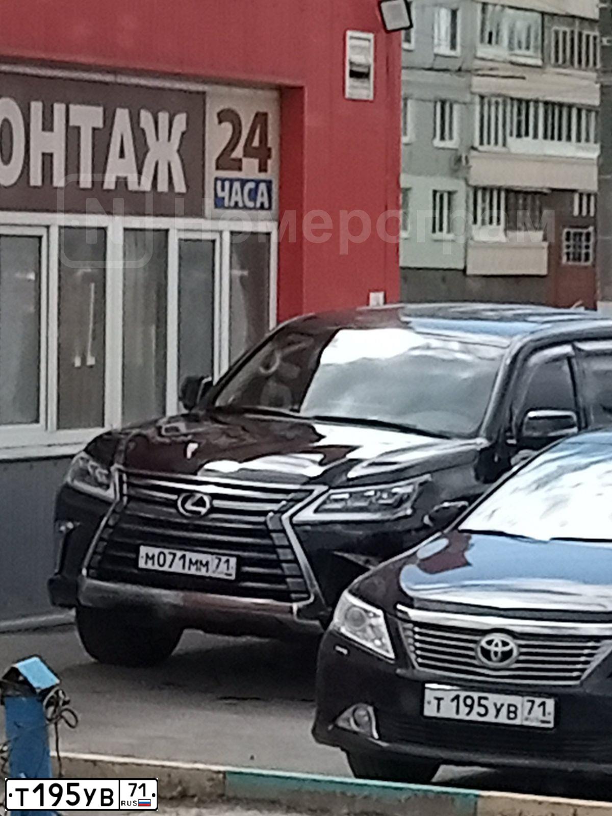 Фото автомобиля TOYOTA CAMRY, 2011 — госномер Р095ОВ161. Цвет: ЧЕРНЫЙ