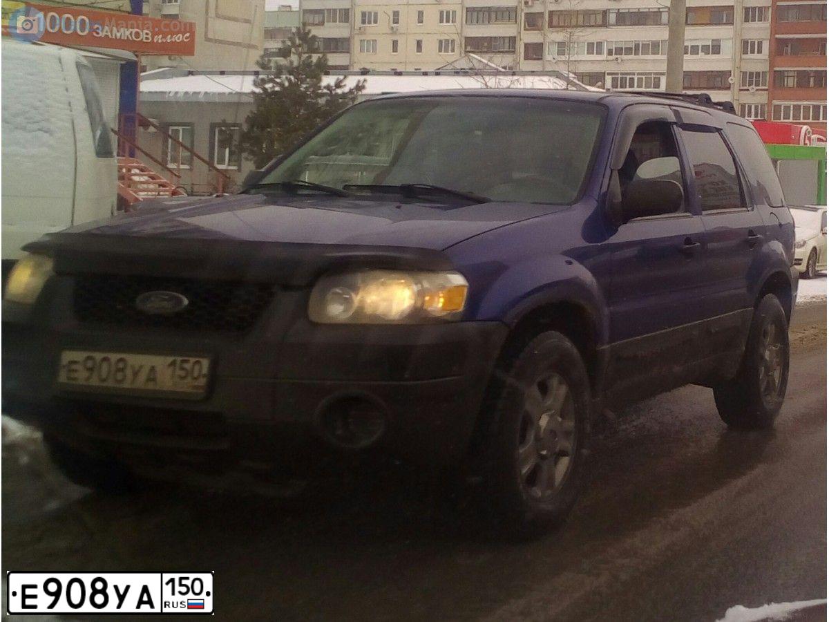 Фото автомобиля FORD ESCAPE, 2004 — госномер Е908УА150. Цвет: СИНИЙ