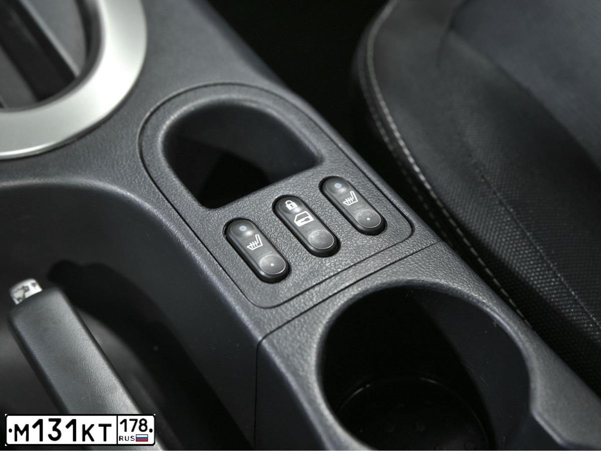 Фото автомобиля NISSAN QASHQAI, 2012 — госномер Е091ОВ156