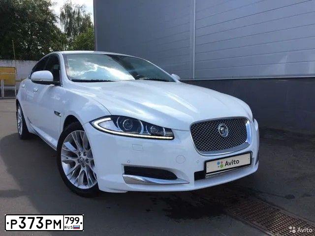 Фото автомобиля JAGUAR XF-SERIE, 2011 — госномер Р373РМ799. Цвет: Белый