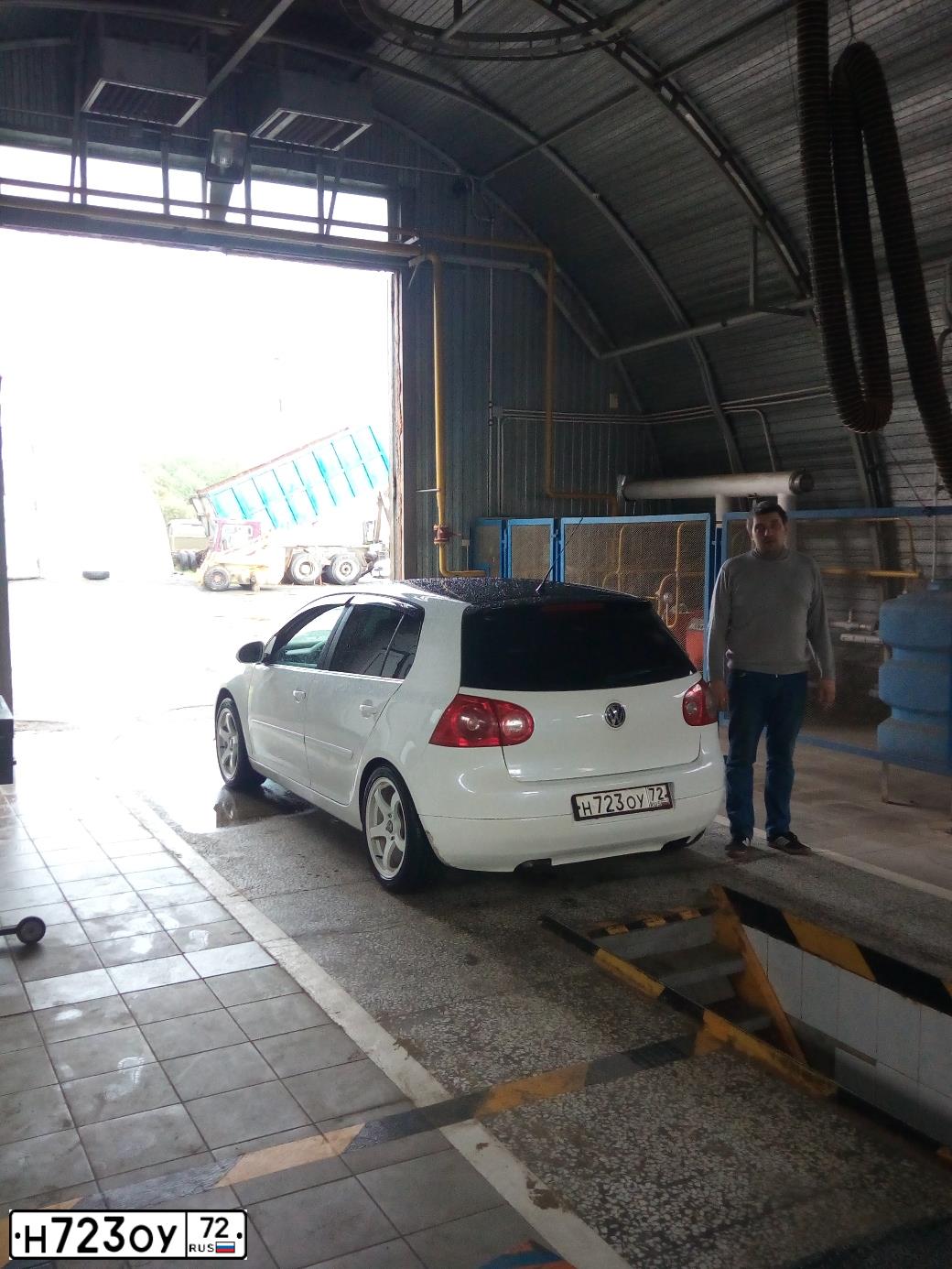 Фото автомобиля VOLKSWAGEN GOLF, 2007 — госномер А962УТ155