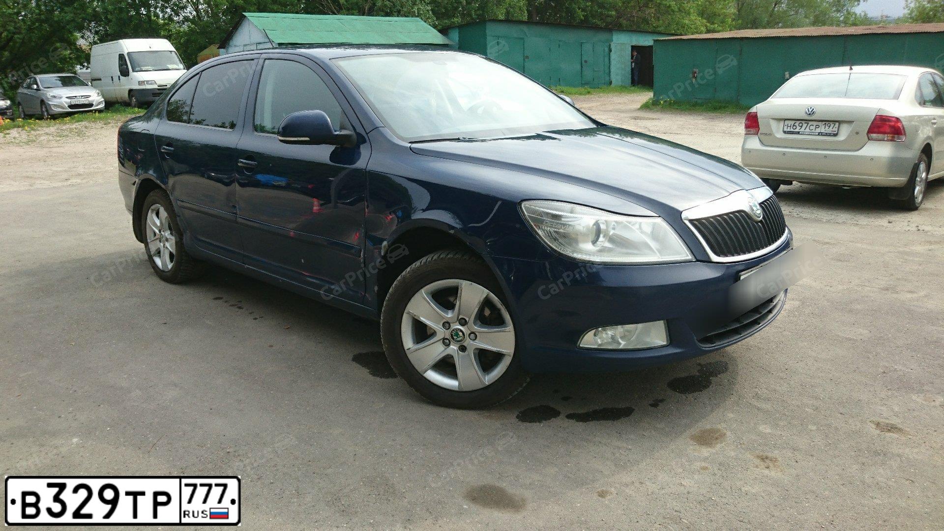 Фото автомобиля SKODA OCTAVIA, 2012 — госномер В237ВА550. Цвет: СИНИЙ ТЕМНЫЙ
