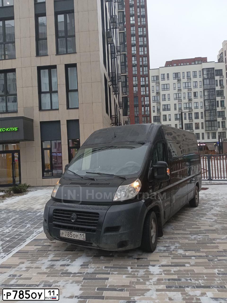 Фото автомобиля FIAT DUCATO, 2010 — госномер Р785ОУ11. Цвет: ЧЕРНЫЙ