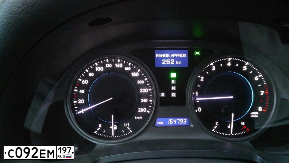 Фото автомобиля LEXUS GS, 2011 — госномер Е532ХХ197. Цвет: Белый