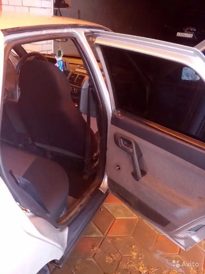 Фото автомобиля SSANGYONG ACTYON, 2011 — госномер Х989ВА116. Цвет: Белый