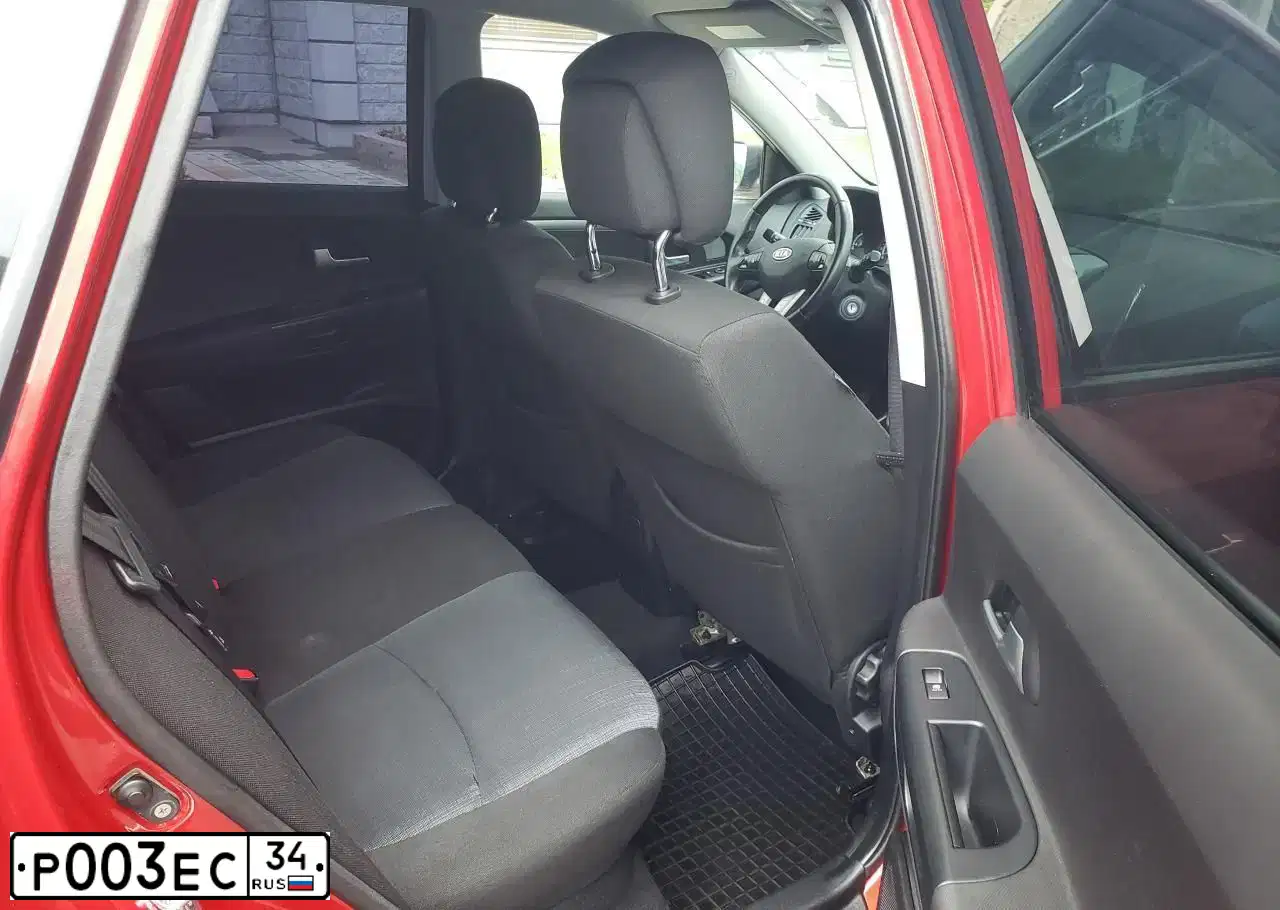 Фото автомобиля KIA CEE'D, 2010 — госномер С419ТС750. Цвет: Красный