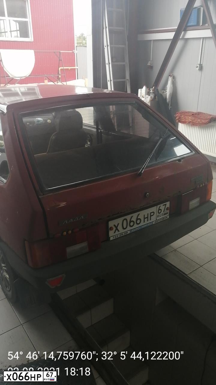 Фото автомобиля LADA 2108 SAMARA, 1989 — госномер Х066НР67. Цвет: ВИШНЕВЫЙ