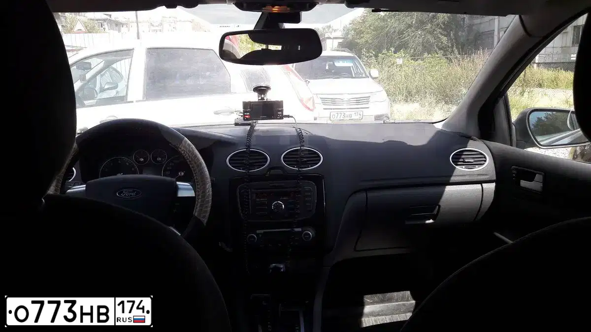 Фото автомобиля SUBARU FORESTER, 2008 — госномер М770МА174. Цвет: Серебристый