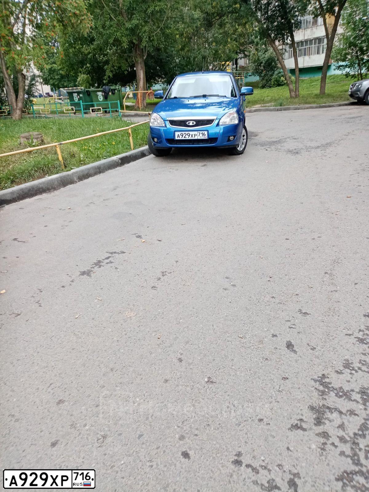 Фото автомобиля LADA 2170 PRIORA, 2018 — госномер К846КН550. Цвет: ЯРКО СИНИЙ