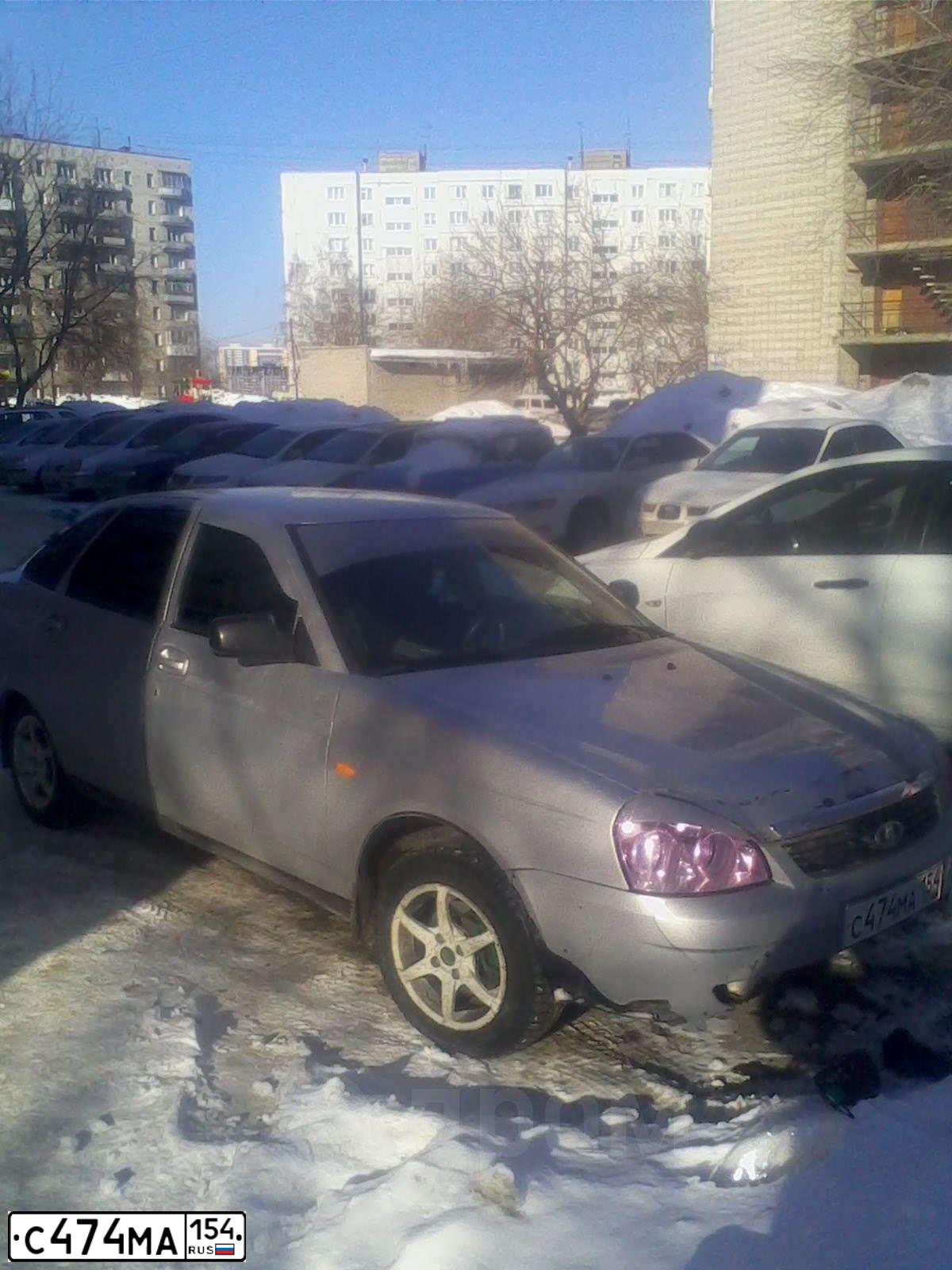 Фото автомобиля LADA 2172 PRIORA, 2008 — госномер В529ХС22. Цвет: Светло-Серебристый металлик