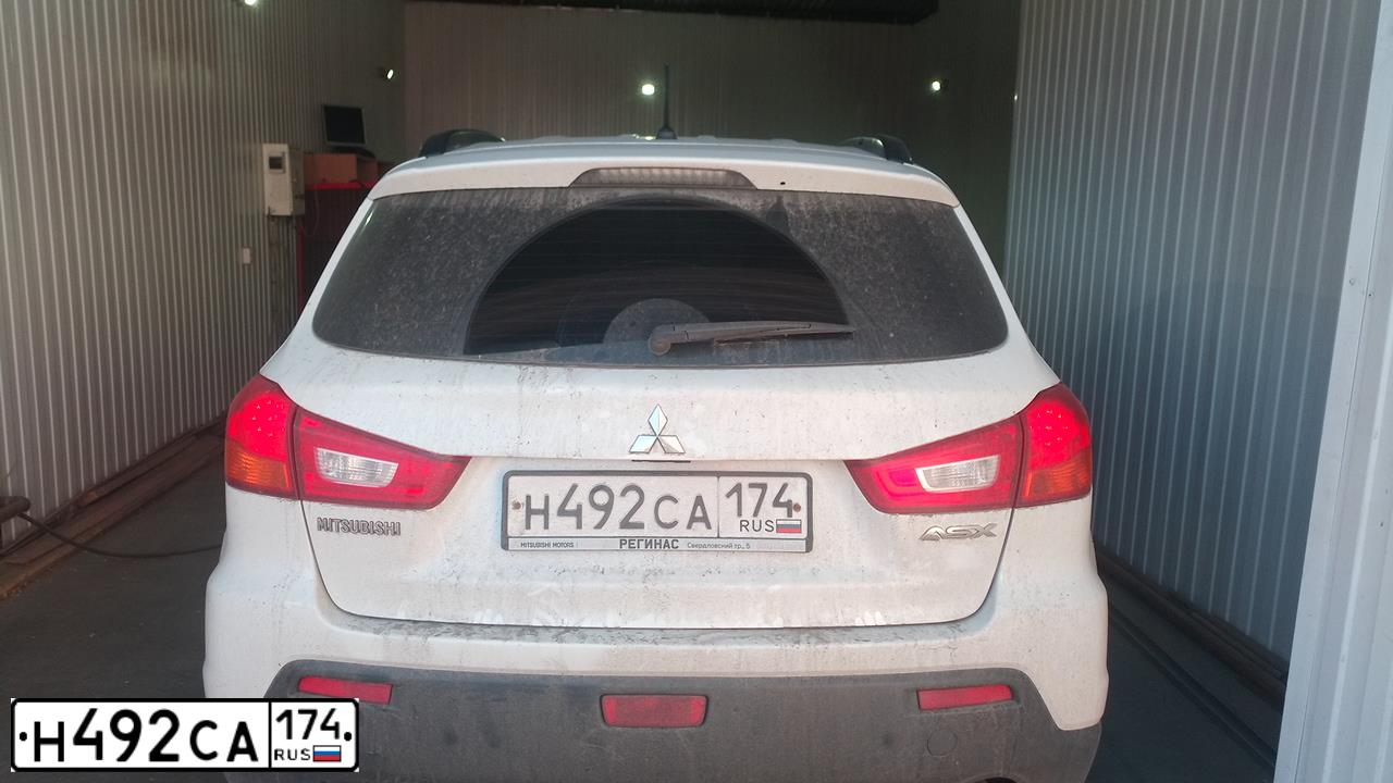 Фото автомобиля MITSUBISHI ASX, 2013 — госномер Н492СА174. Цвет: БЕЛЫЙ