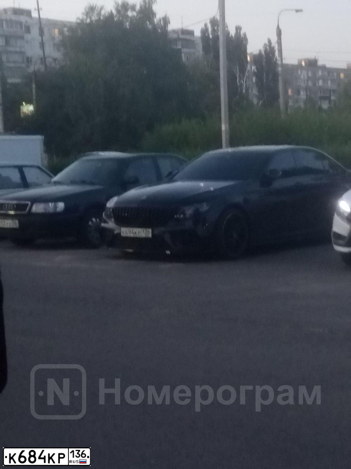 Фото автомобиля MERCEDES S-KLASSE, 2011 — госномер К684КР136. Цвет: ЧЕРНЫЙ