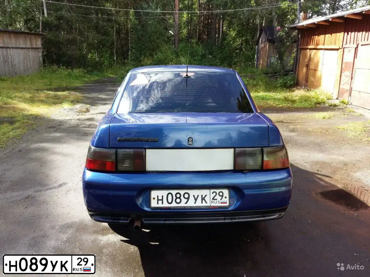 Фото автомобиля LADA 2110, 2002 — госномер А300УМ99. Цвет: СИНИЙ