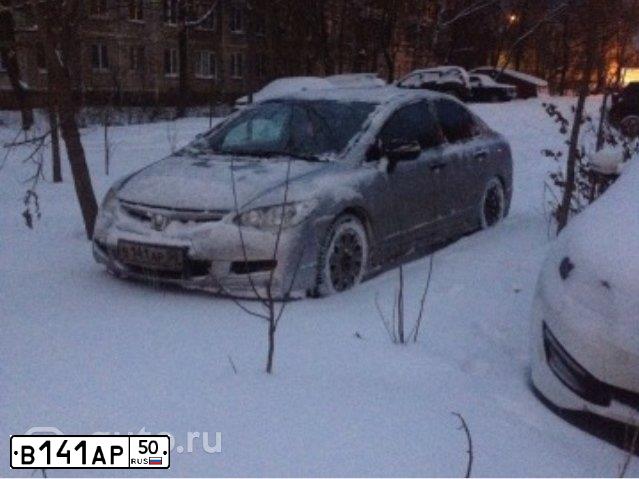 Фото автомобиля HONDA CIVIC, 2008 — госномер О762КН134. Цвет: Серебристый