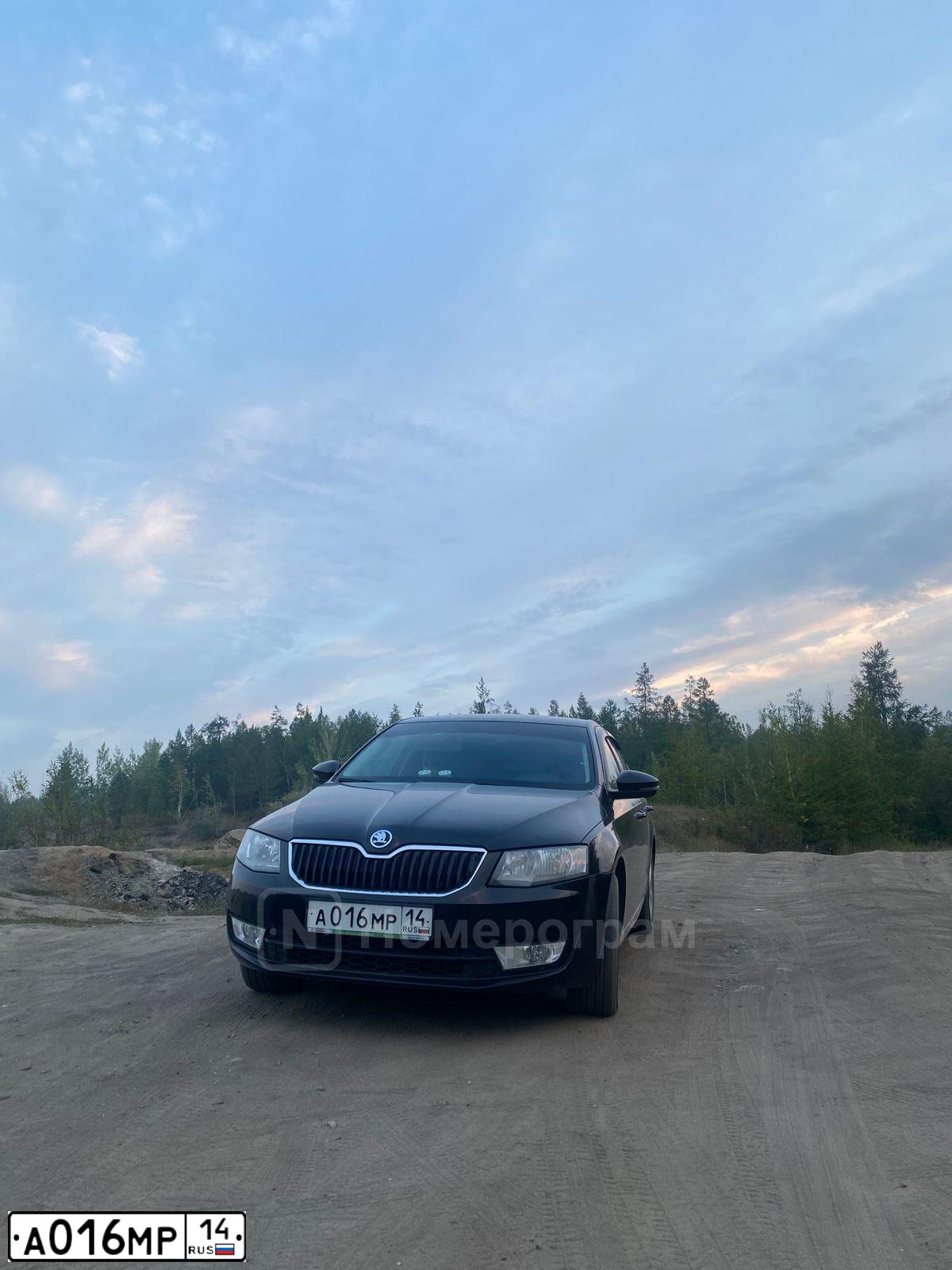 Фото автомобиля SKODA OCTAVIA, 2016 — госномер А016МР14. Цвет: ЧЕРНЫЙ