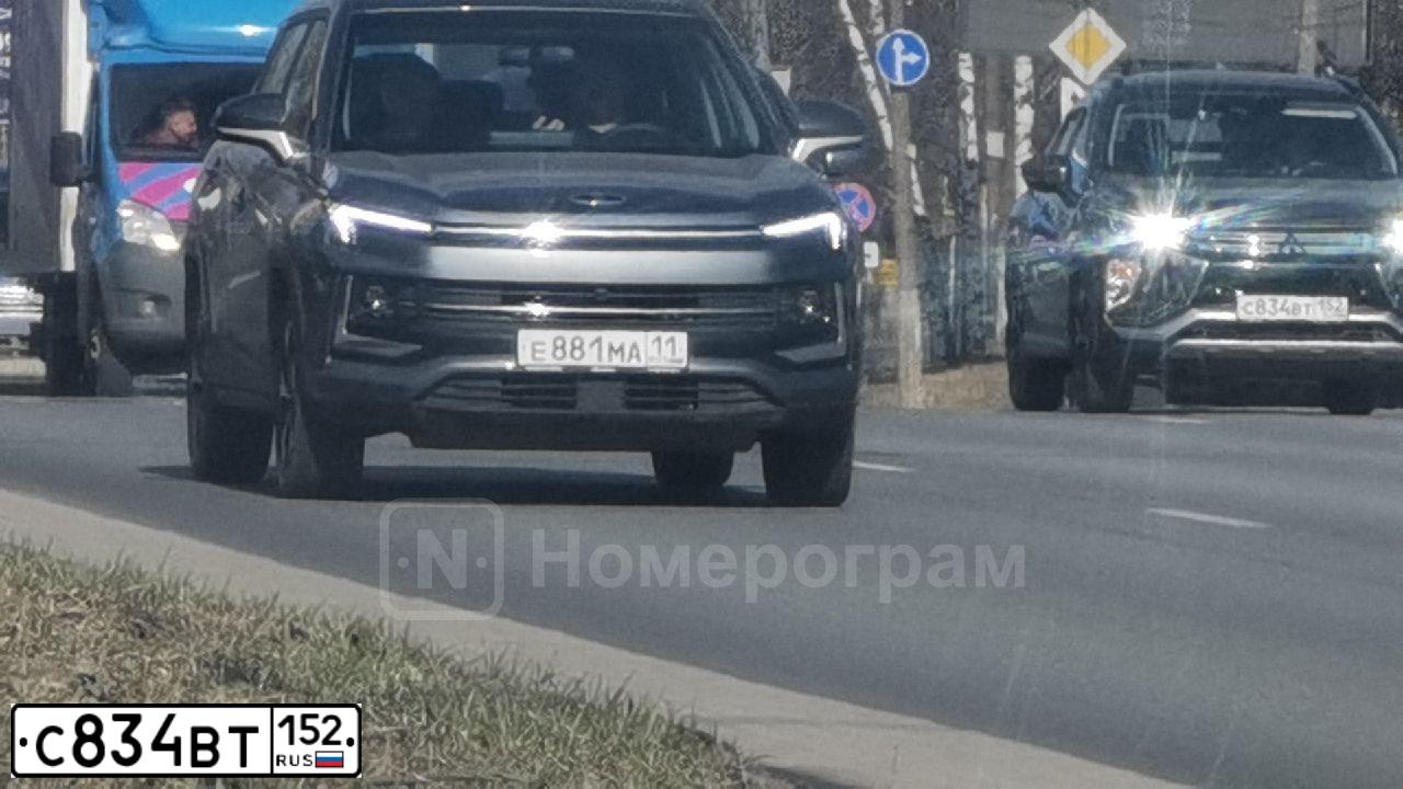 Фото автомобиля MITSUBISHI ECLIPSE CROSS, 2018 — госномер С834ВТ152. Цвет: Коричневый