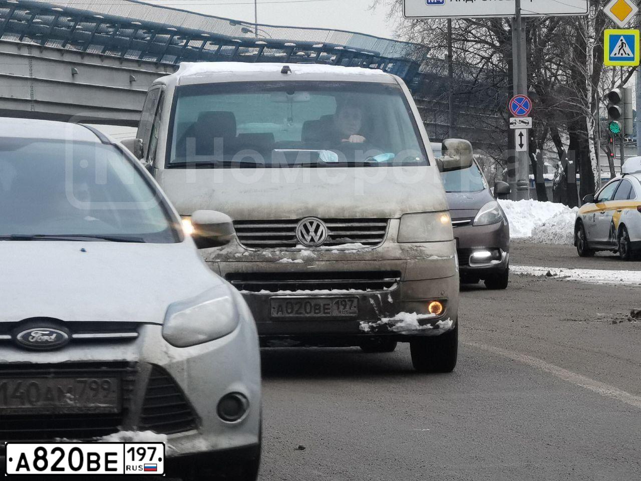 Фото автомобиля ОПЕЛЬ АСТРА P-J, 2014 — госномер М153УВ164. Цвет: КОРИЧНЕВЫЙ МЕТАЛЛИК