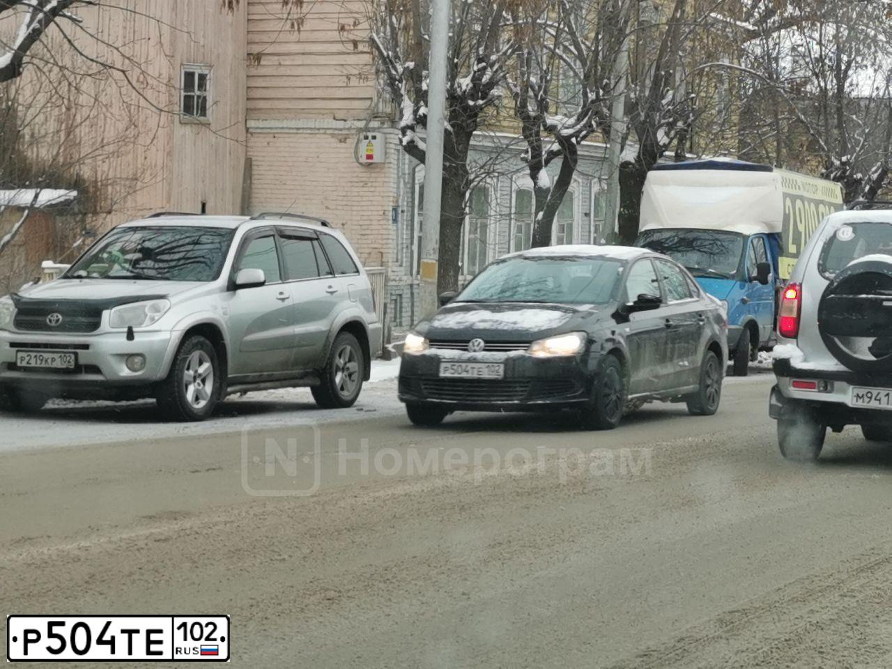 Фото автомобиля VOLKSWAGEN POLO, 2014 — госномер В546УС702