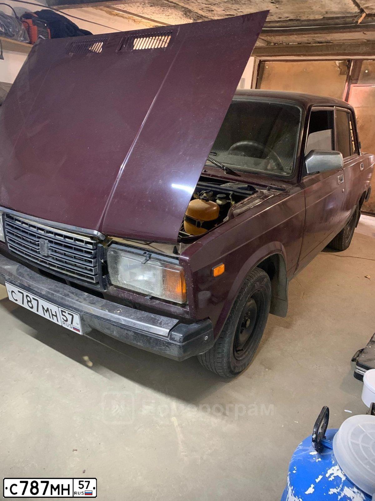 Фото автомобиля LADA 2112, 2003 — госномер К129ЕН57. Цвет: СВЕТЛО-СЕРЕБ МЕТАЛЛ