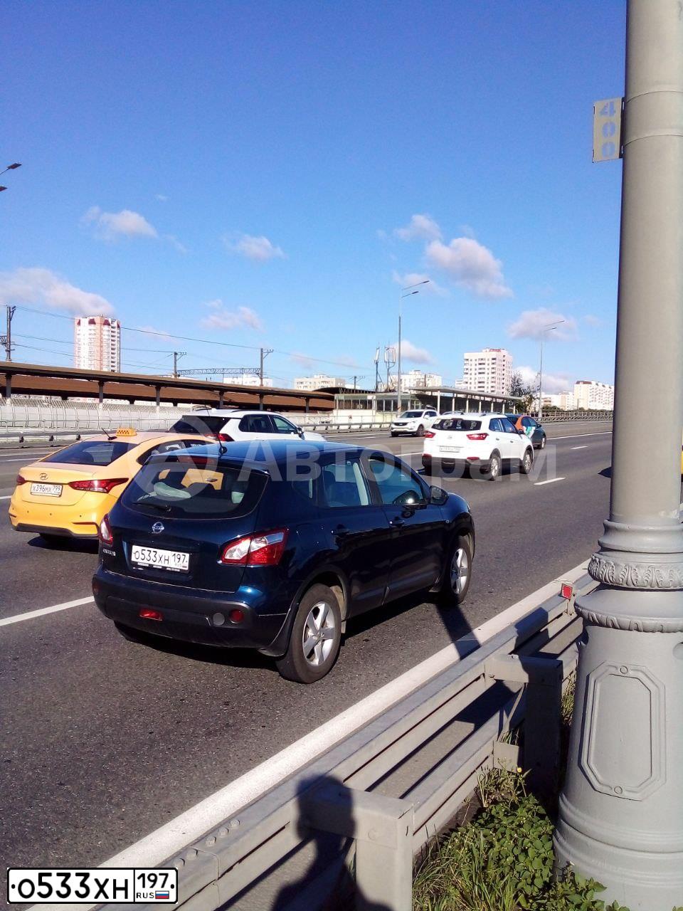 Фото автомобиля NISSAN QASHQAI, 2012 — госномер О533ХН197. Цвет: СИНИЙ ТЕМНЫЙ