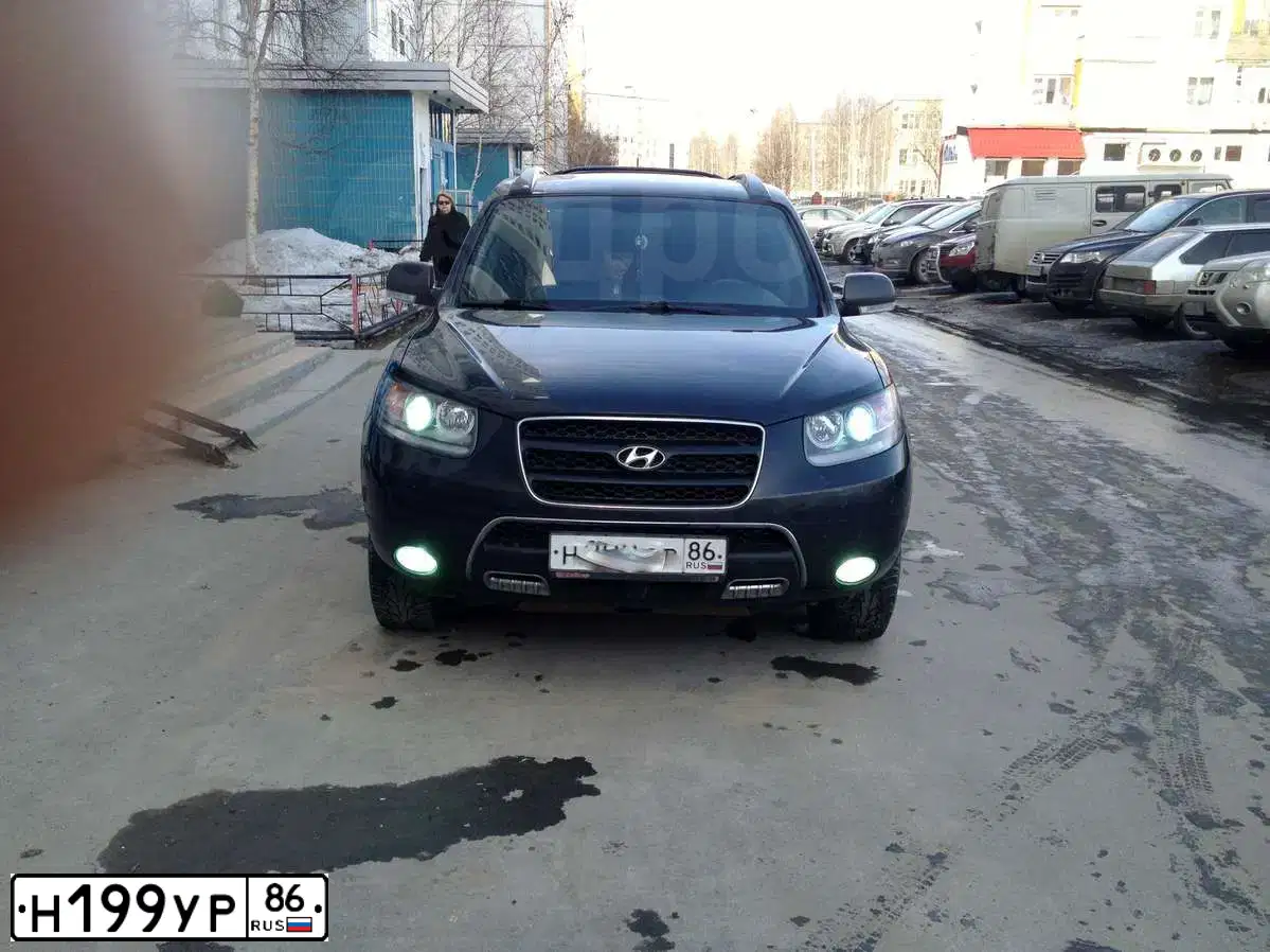 Фото автомобиля VOLKSWAGEN JETTA, 2011 — госномер Н199УР86. Цвет: КОРИЧНЕВЫЙ