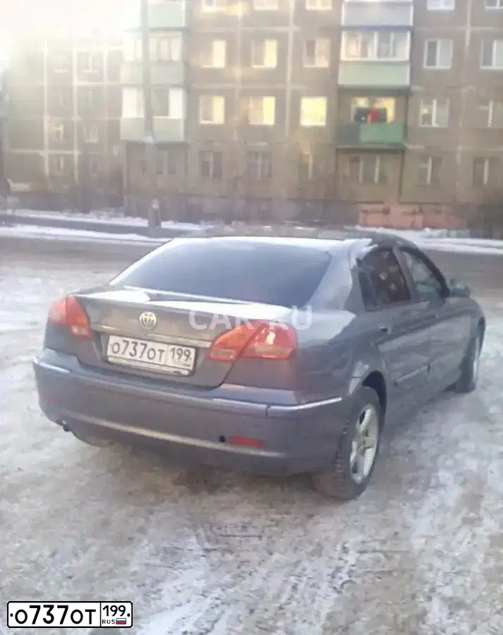 Фото автомобиля BRILLIANCE M 1 /ZHONGHUA/, 2009 — госномер О737ОТ199. Цвет: СЕРЫЙ