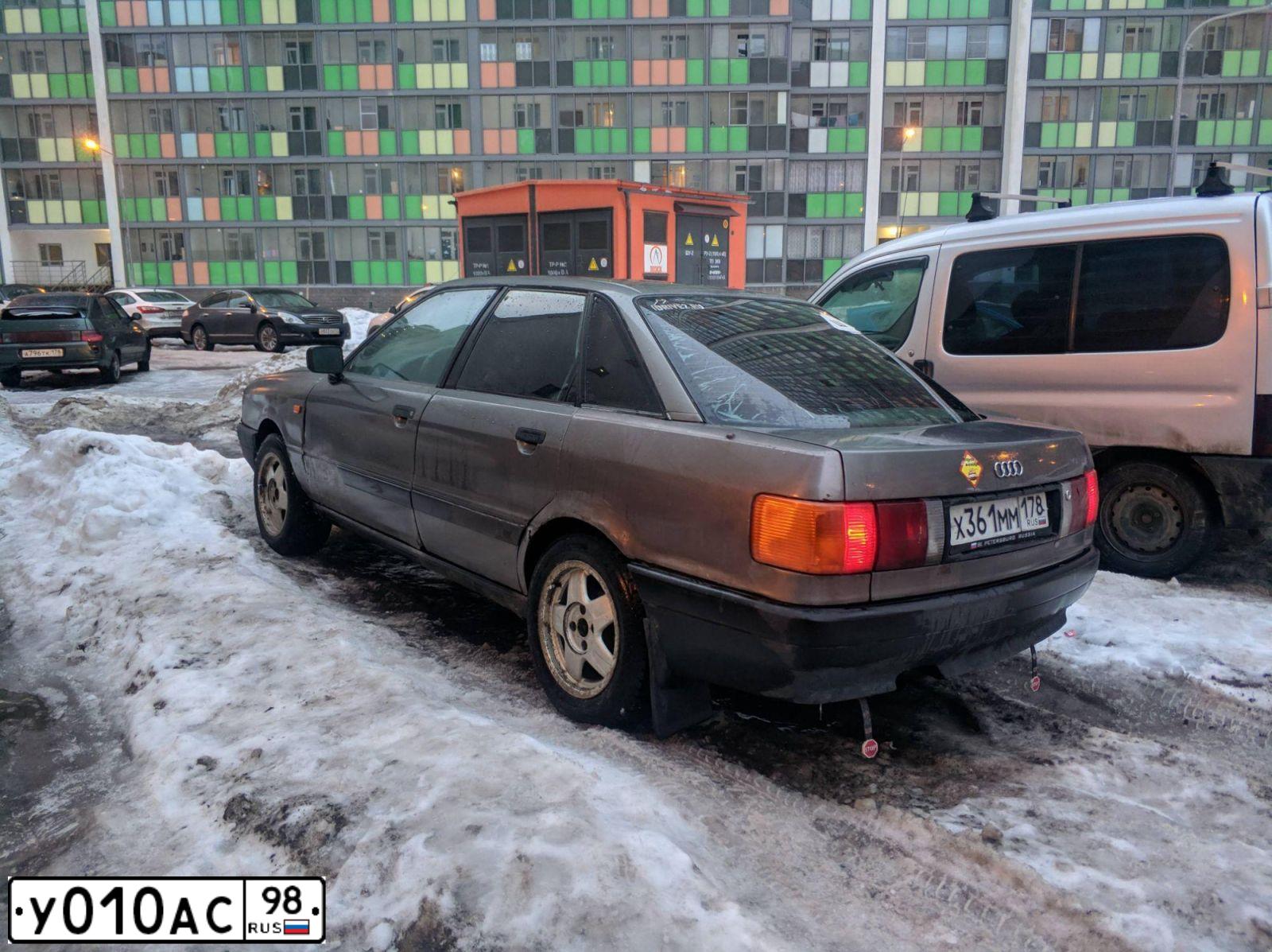 Фото автомобиля FORD FOCUS, 2009 — госномер О399НЕ178. Цвет: СЕРЕБРИСТЫЙ