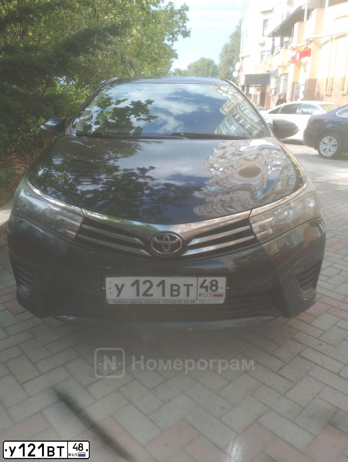 Фото автомобиля TOYOTA COROLLA, 2013 — госномер У121ВТ48. Цвет: ТЕМНО-СЕРЫЙ