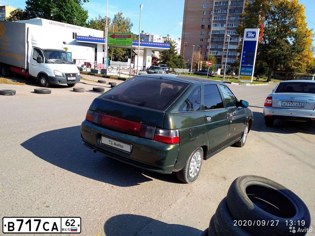 Фото автомобиля LADA PRIORA, 2014 — госномер Р513АК250. Цвет: Светло-Серебристый металлик