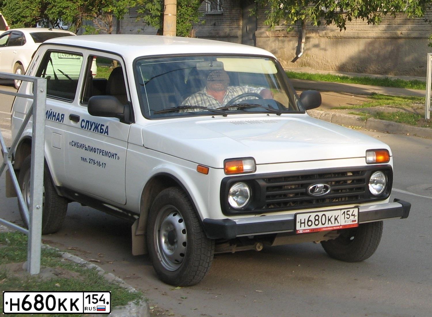 Фото автомобиля LADA 212140 LADA 4X4, 2018 — госномер О726ТУ62. Цвет: Белый