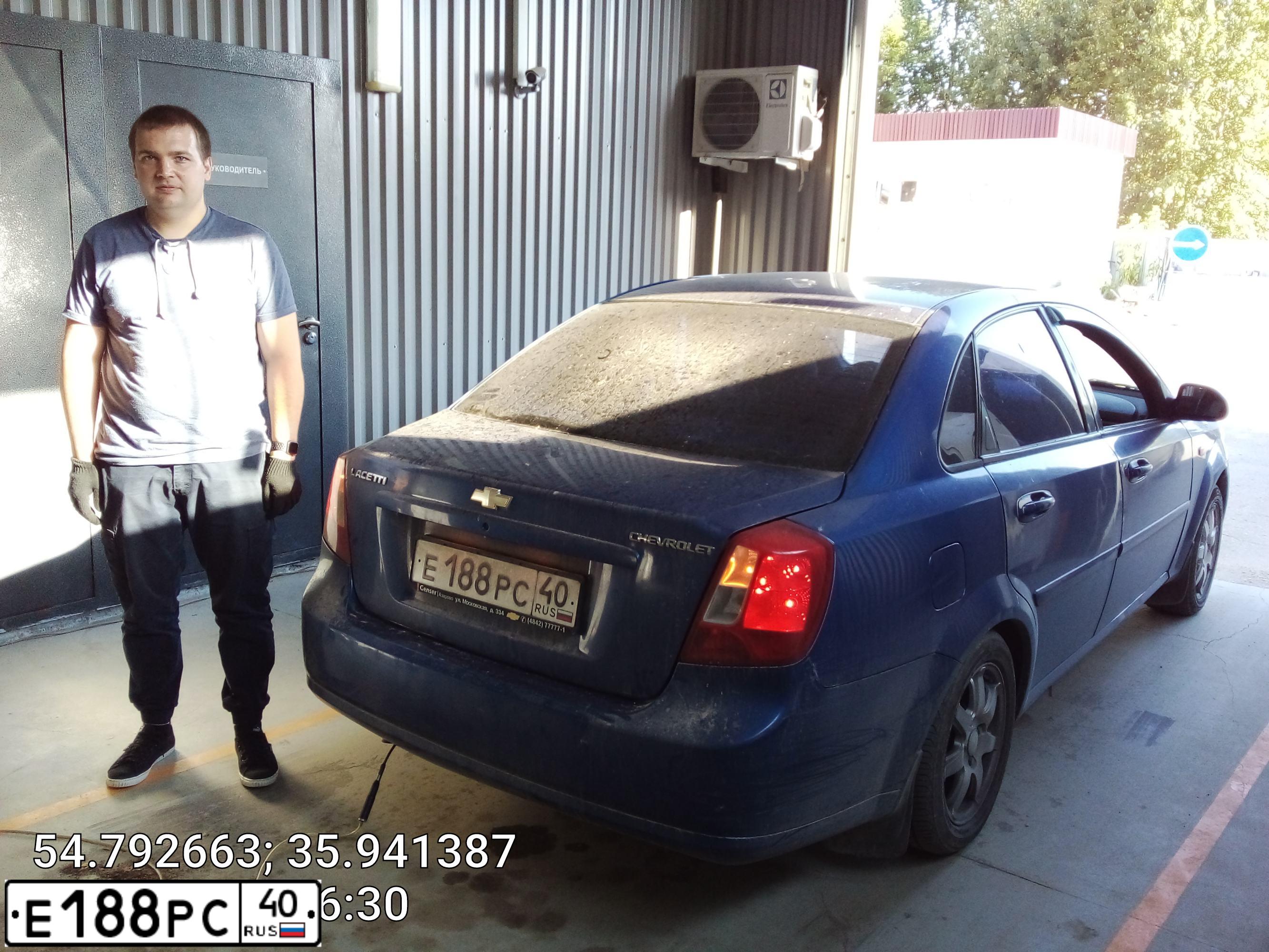 Фото автомобиля CHEVROLET LACETTI, 2007 — госномер Р817АА82. Цвет: синий