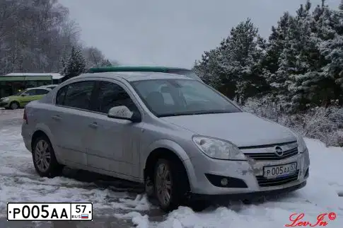 Фото автомобиля LADA 2114 SAMARA, 2004 — госномер Р005АА57. Цвет: СВЕТЛО-СЕРЕБРИСТЫЙ МЕТАЛЛ