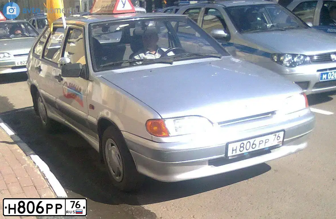 Фото автомобиля LADA 2114 SAMARA, 2007 — госномер Н806РР76. Цвет: СЕРЫЙ