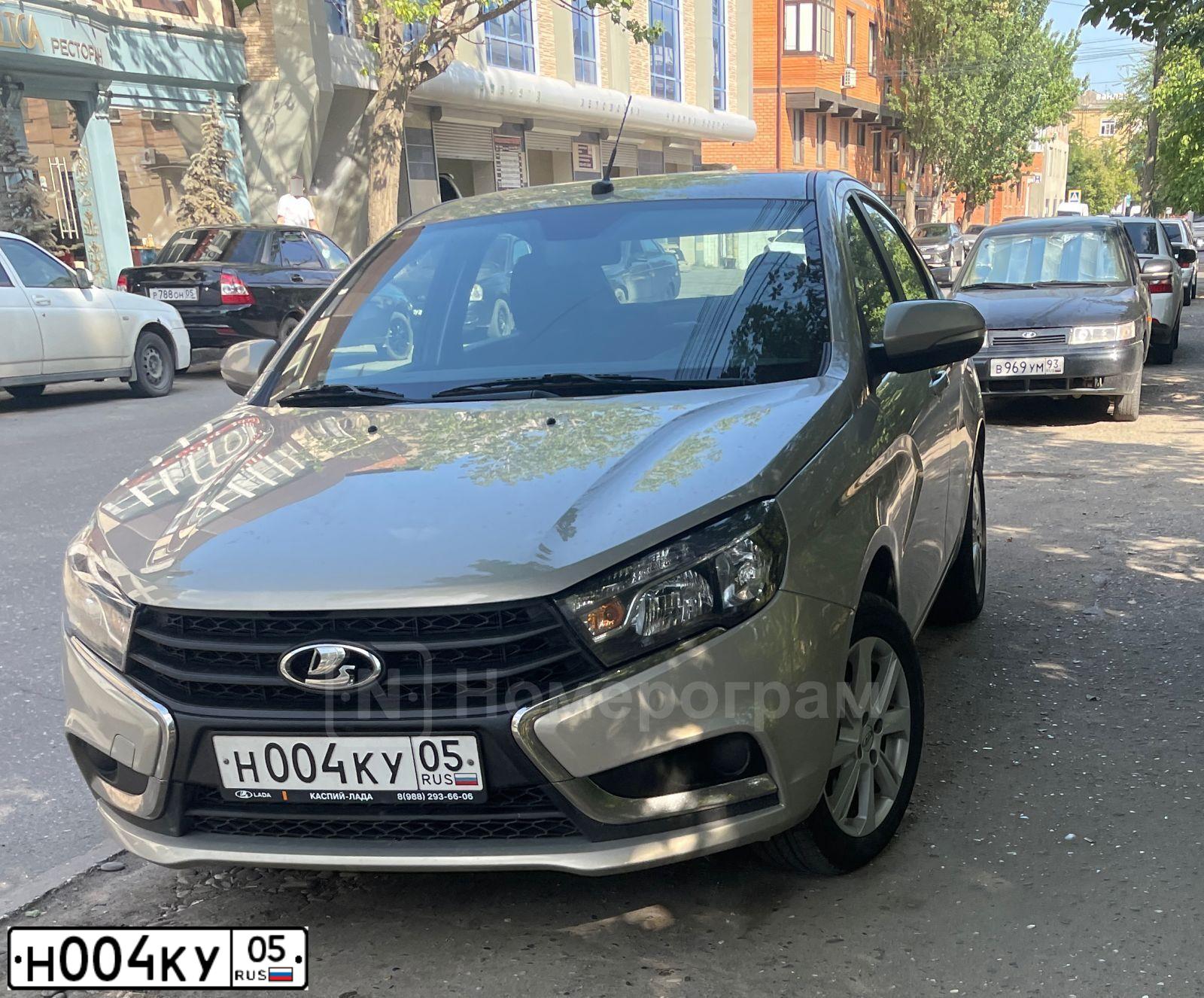 Фото автомобиля VAZ ЛАДА GFL110 ЛАДА ВЕСТА, 2019 — госномер Р806КМ05. Цвет: Серебристый