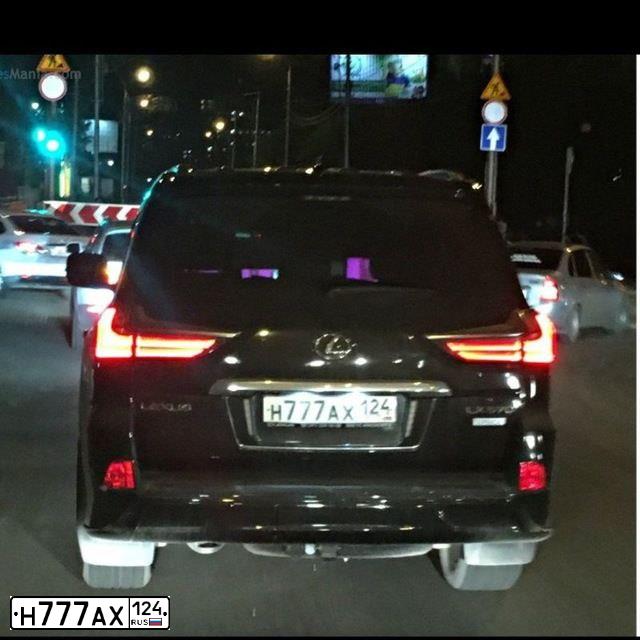 Фото автомобиля MERCEDES GL-KLASSE, 2013 — госномер Н777АХ124. Цвет: Белый